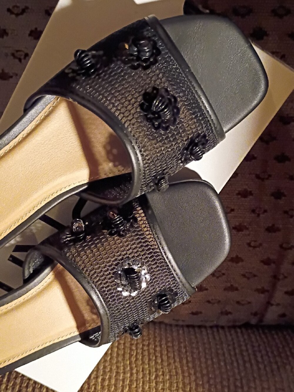 Esprit Women's Black Slip-On Mules with Knotted Floral Accents Size 7, NWT W/Box - Picture 15 of 16